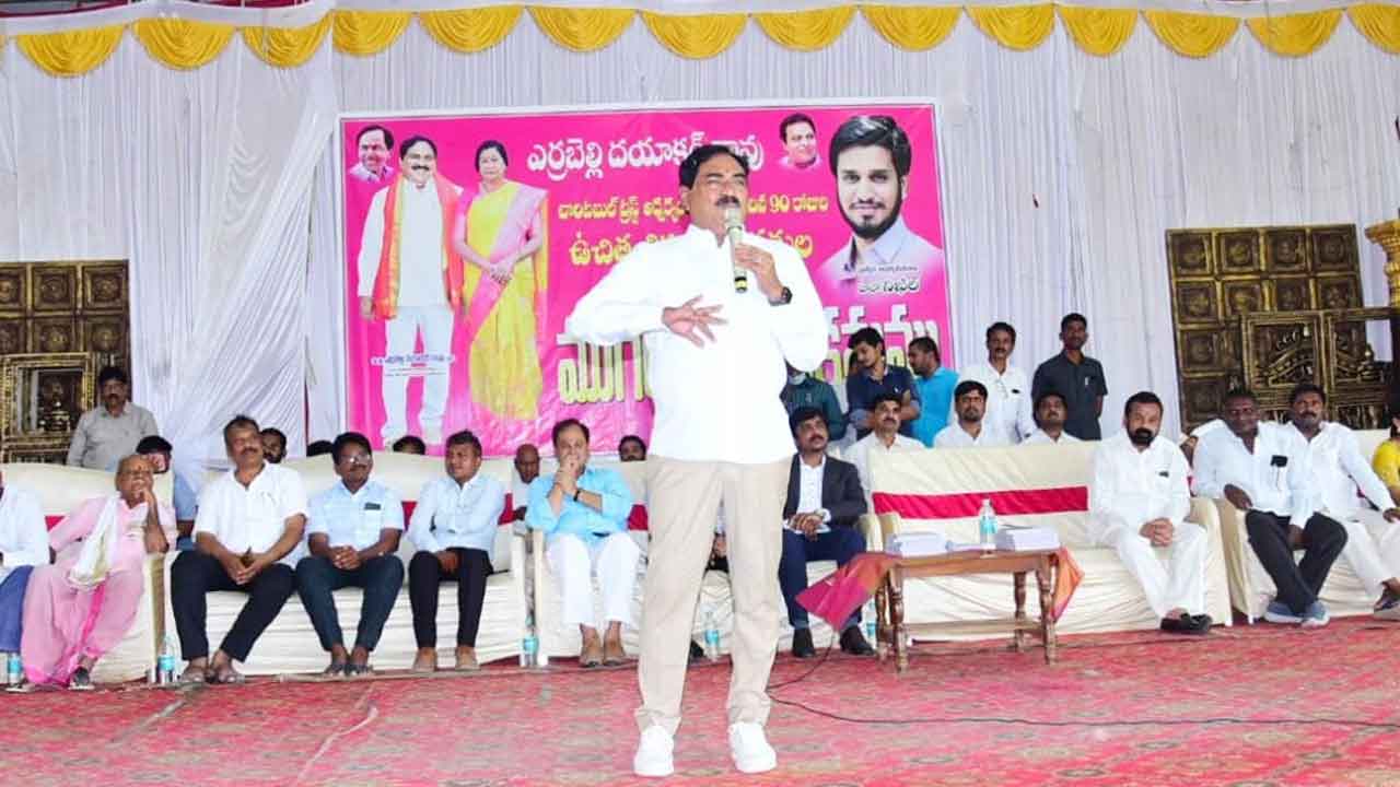 పల్లె పల్లెనా ఉద్యోగాల కల్పనే ధ్యేయం