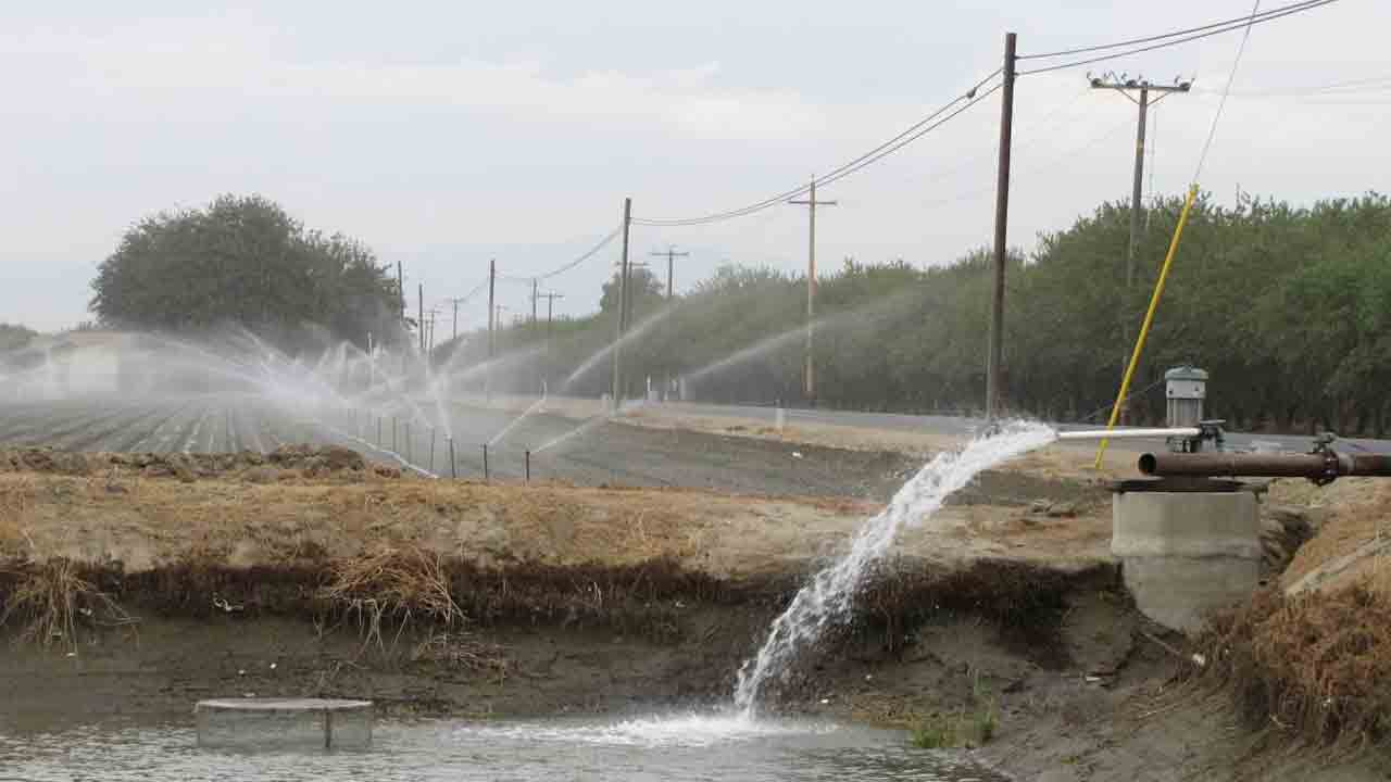 భూగర్భజలాలను పెంపొందించుకోవాలి