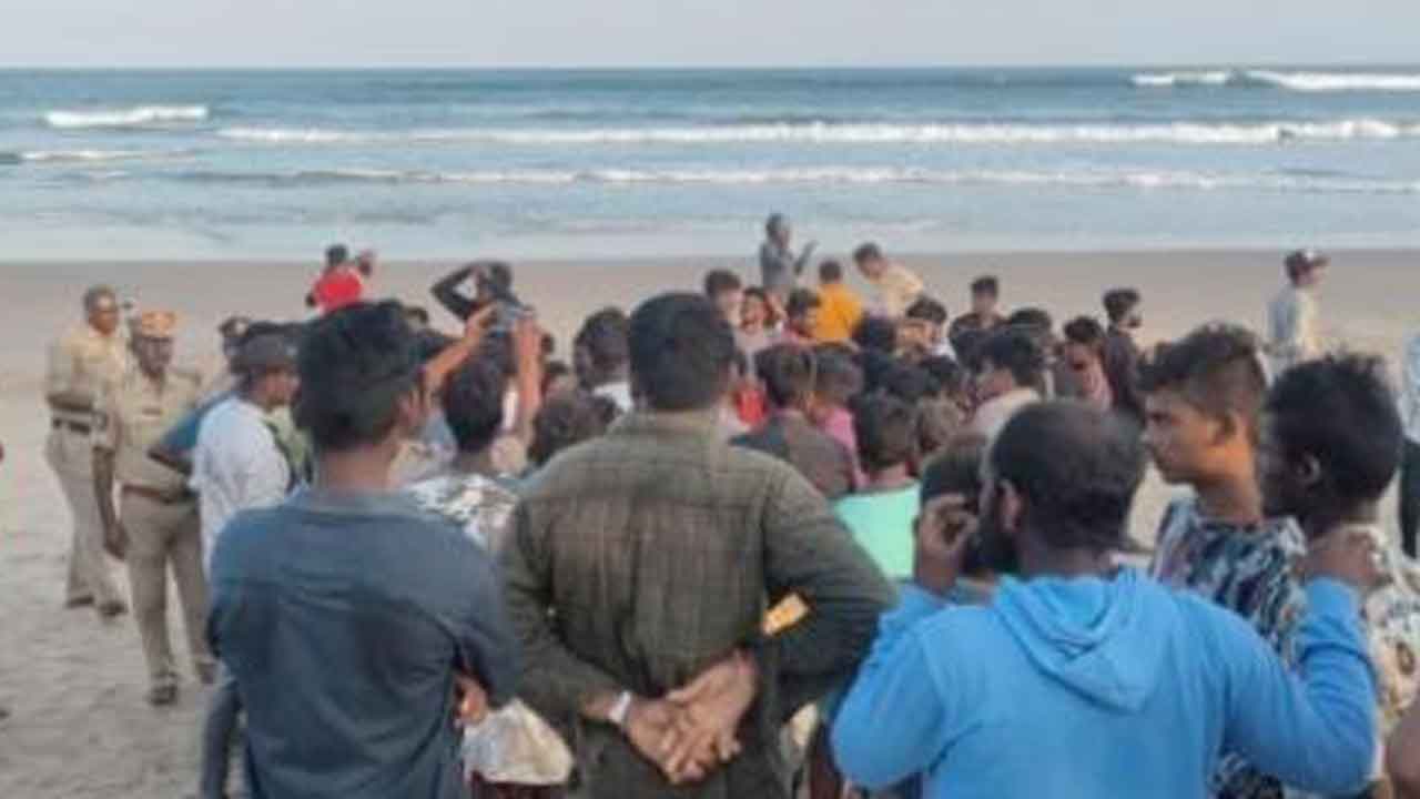 గల్లంతైన విద్యార్థుల మృతదేహాలు లభ్యం.. గాలింపు చర్యలు నిలిపివేత