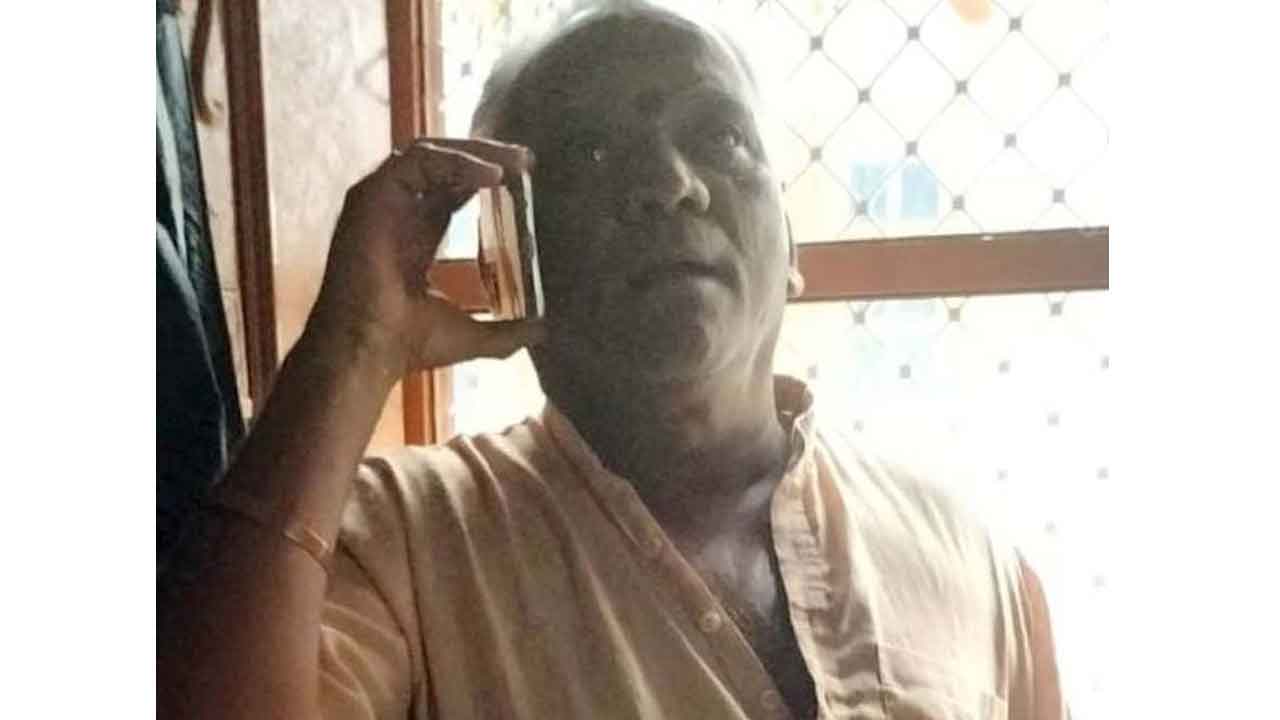 నేడు దేవాలయాల్లో పూజలు చేయాలి