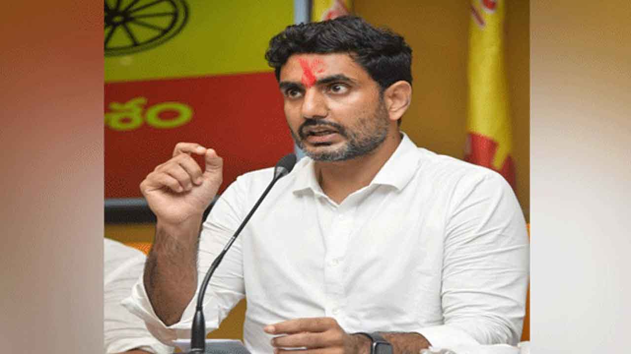 విద్యావ్యవస్థకు శాపంగా మారిన జీవోలను రద్దు చేయాలి : నారా లోకేశ్‌