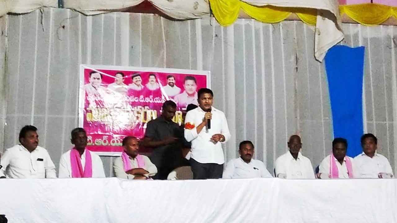 ప్రభుత్వ పథకాలను ప్రజల్లోకి తీసుకెళ్లాలి