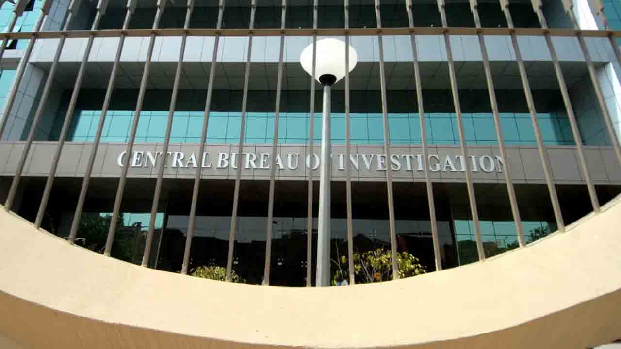 సీబీఐ ఉచ్చులో పవర్‌గ్రిడ్‌ ఈడీ