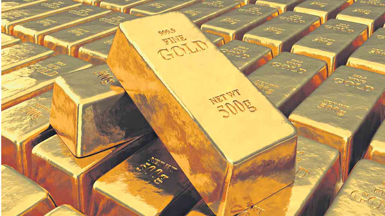 52 వేల దిగువకు పసిడి