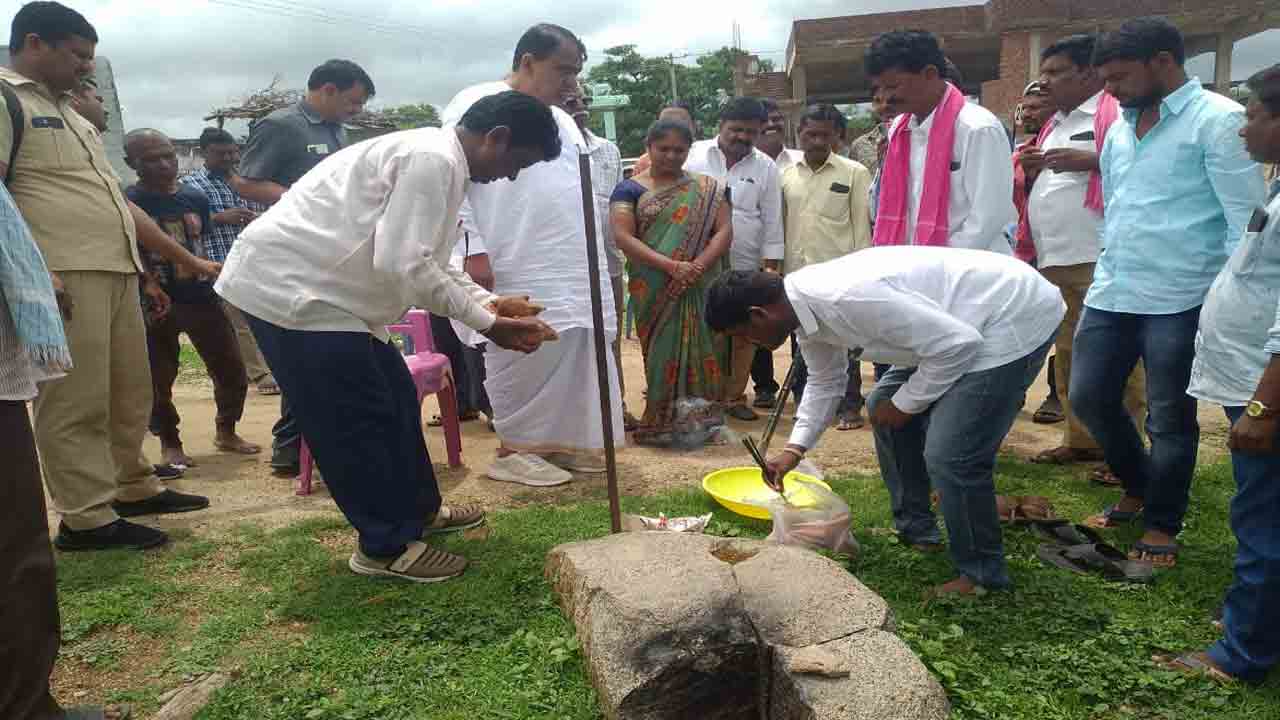 పంటలకు సకాలంలో సాగునీరు