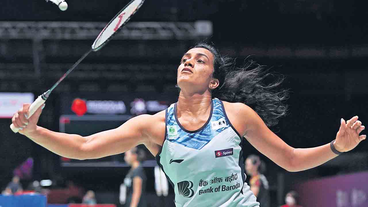 క్వార్టర్స్‌లో సింధు, ప్రణయ్‌