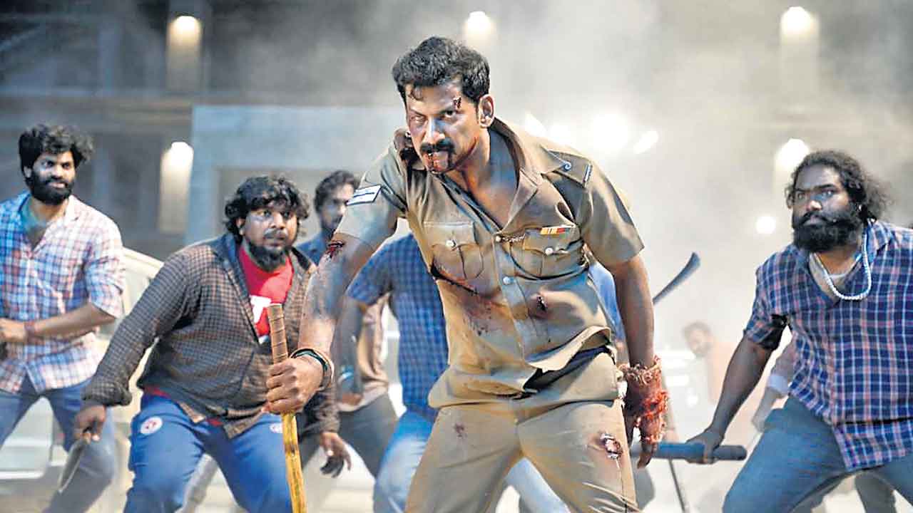 మార్పు తెచ్చే ‘లాఠీ’