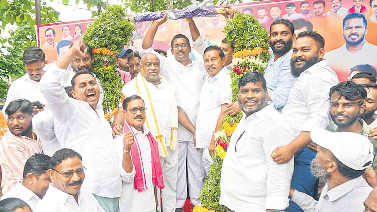 ఎమ్మెల్యే రామన్న జన్మదిన వేడుకలు