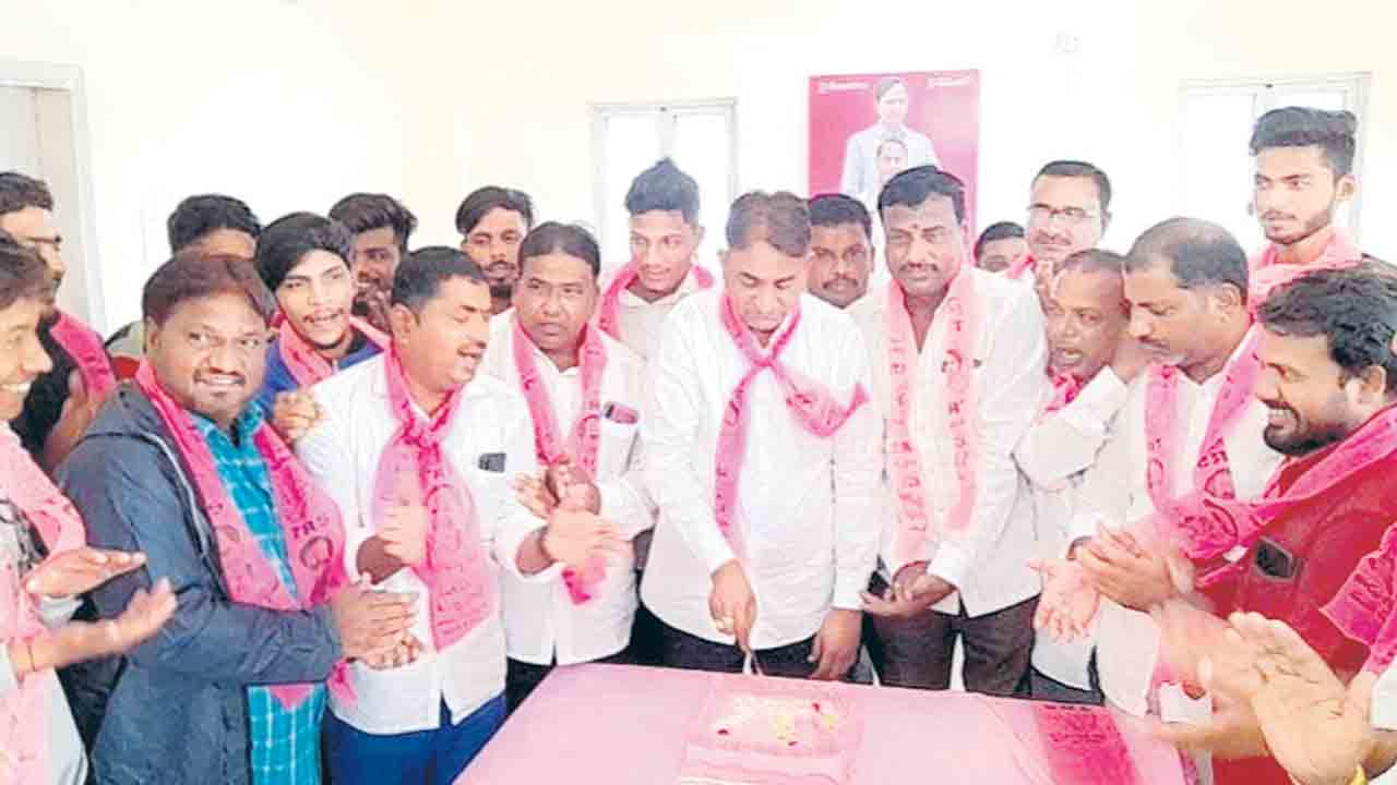 హ్యాపీ బర్త్‌డే కేటీఆర్‌