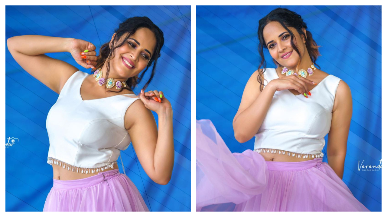 Anasuya Bharadwaj | చిరున‌వ్వుతో క‌వ్విస్తున్న‌ అనసూయ భరద్వాజ్..