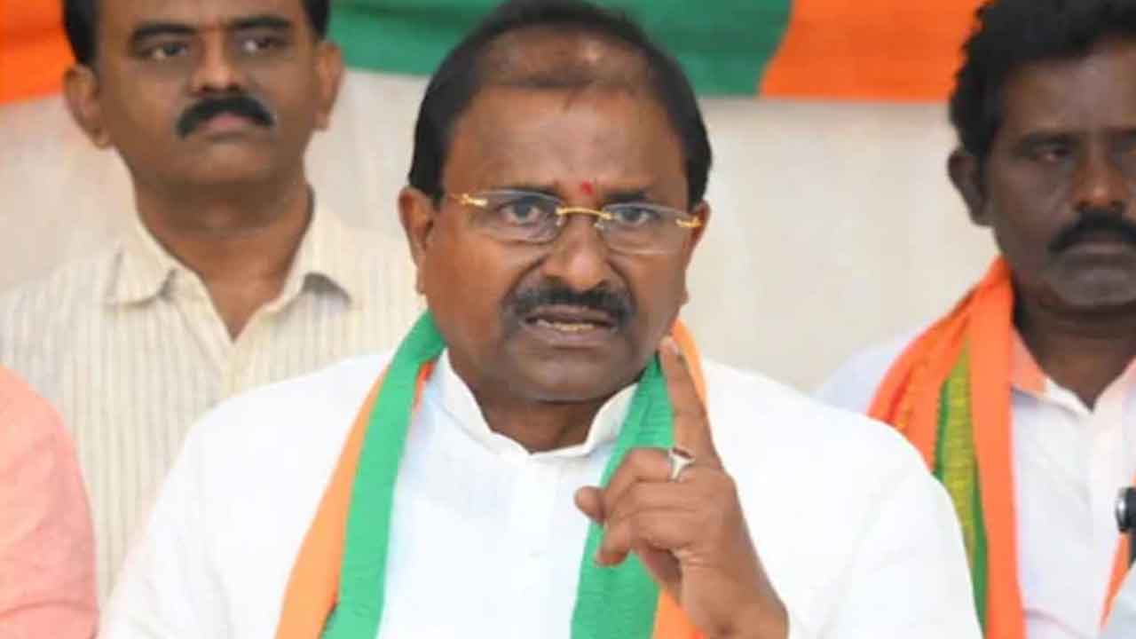 పేదలను జగన్‌ సర్కార్‌ మోసం చేస్తున్నది: సోము వీర్రాజు