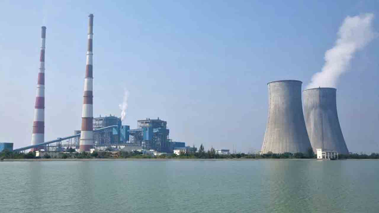 Bhadradri థర్మల్‌ విద్యుత్‌ కేంద్రంలోకి చేరిన వరద