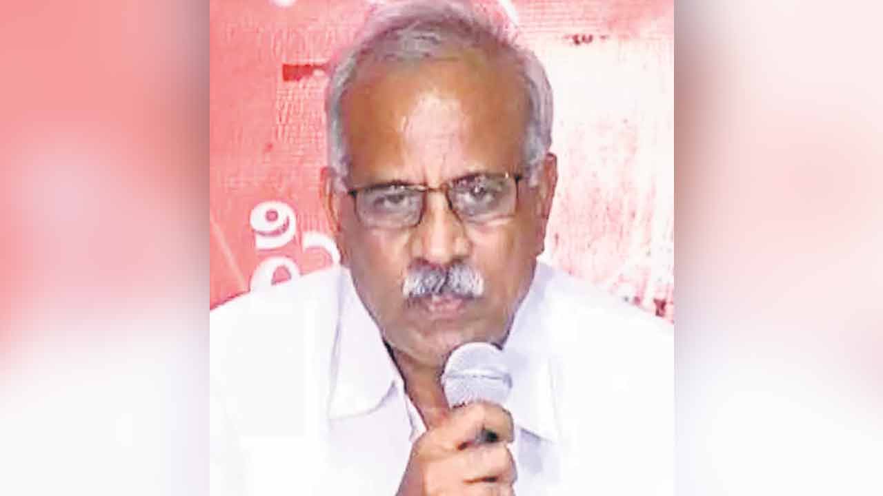 దొడ్డి కొమరయ్య స్ఫూర్తితో తిరగబడాలి