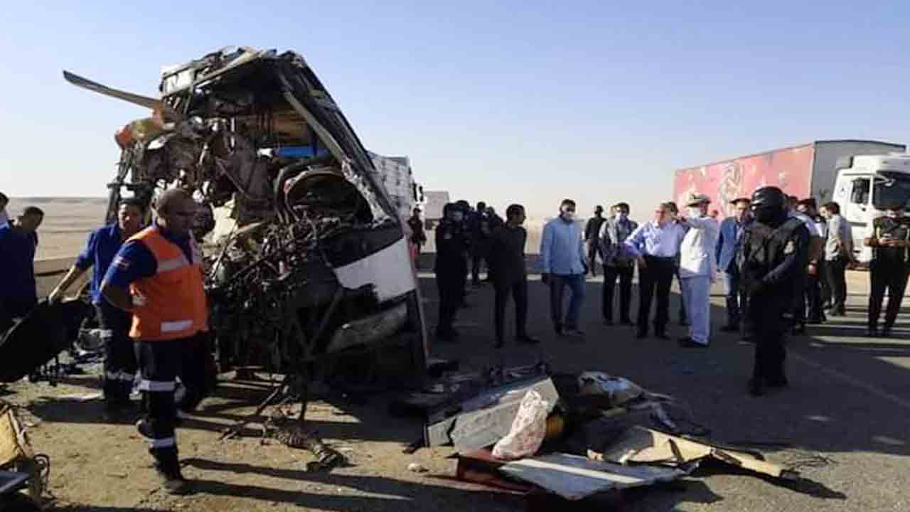 రోడ్డు ప్రమాదంలో 22 మంది దుర్మరణం.. 33 మందికి గాయాలు