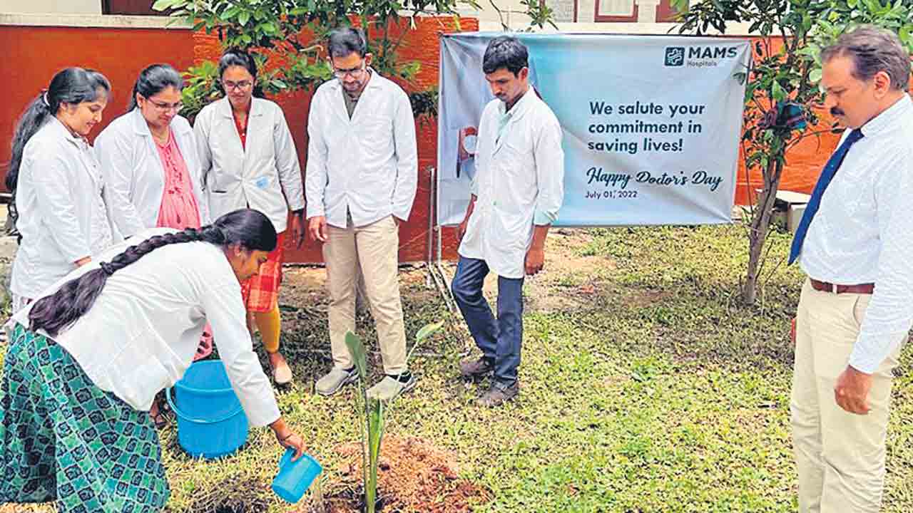 ప్రకృతికి ప్రాణం పోసిన డాక్టర్లు