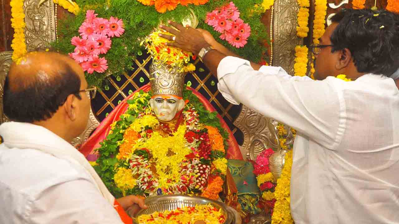 భక్తిశ్రద్ధలతో ‘గురుపౌర్ణమి’ వేడుకలు