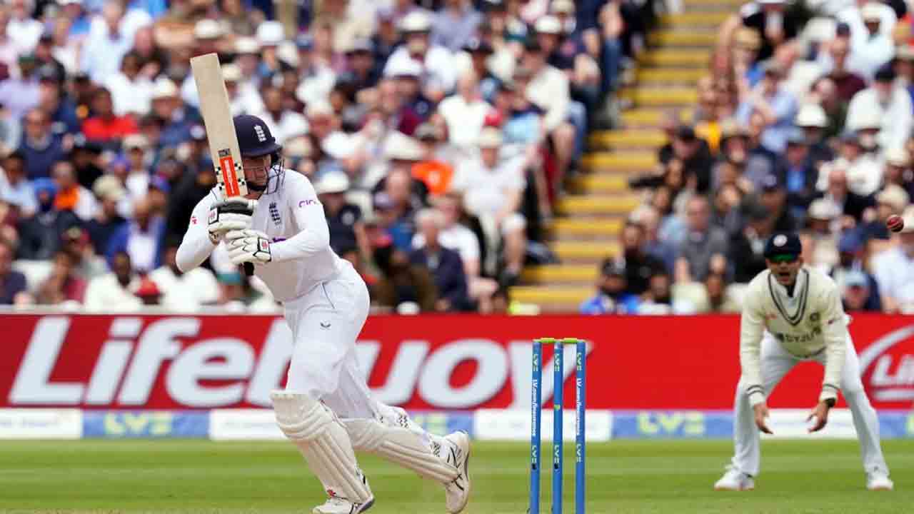 ENG vs IND | తొలి వికెట్ తీసిన బుమ్రా.. క్రాలీ అవుట్