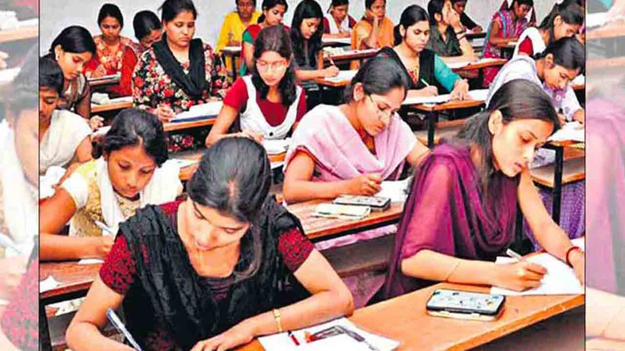 రేపు టీఎస్‌ ఎడ్‌సెట్‌.. 3 విడ‌తల్లో పరీక్ష