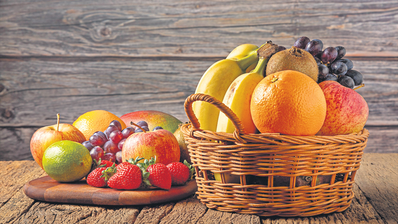 పండ్లుతినడం ఎలా?