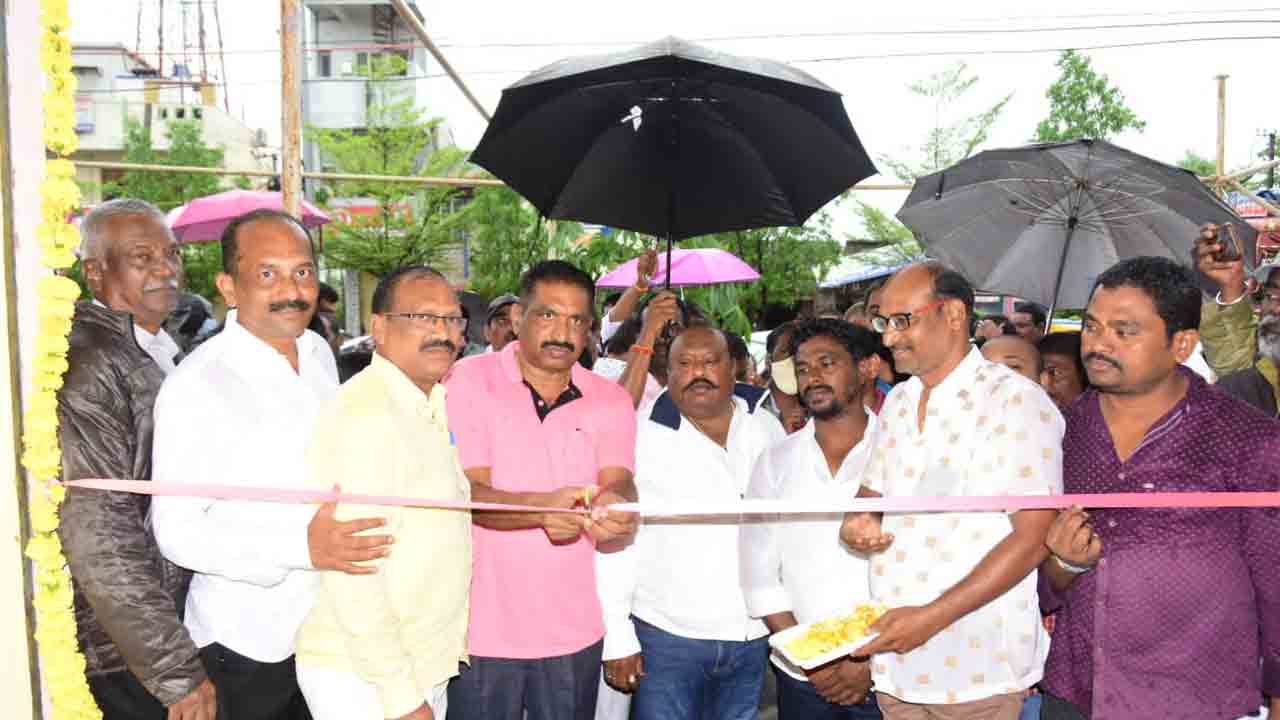 అన్ని వర్గాల అభ్యున్నతికి ప్రభుత్వం కృషి : మంత్రి గంగుల కమలాకర్‌