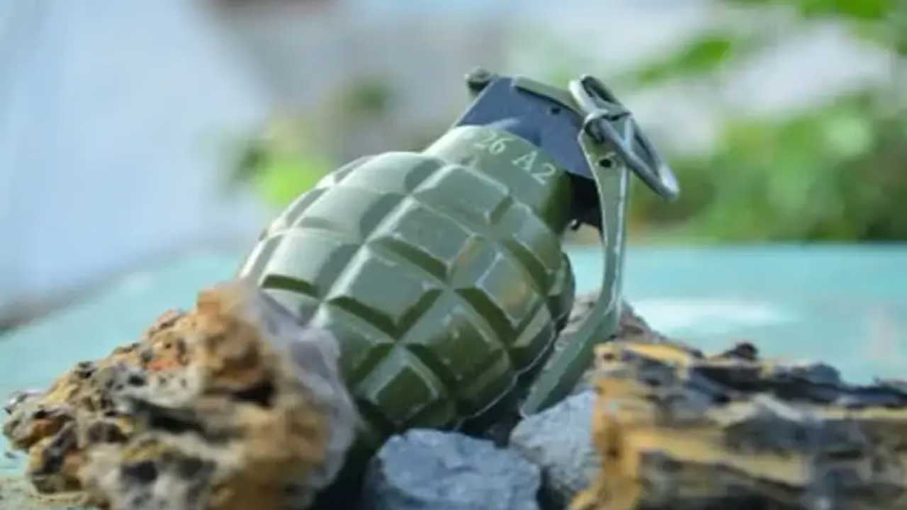 గ్రెనేడ్‌ పేలి ఆర్మీ కెప్టెన్‌, జేసీవో మృతి