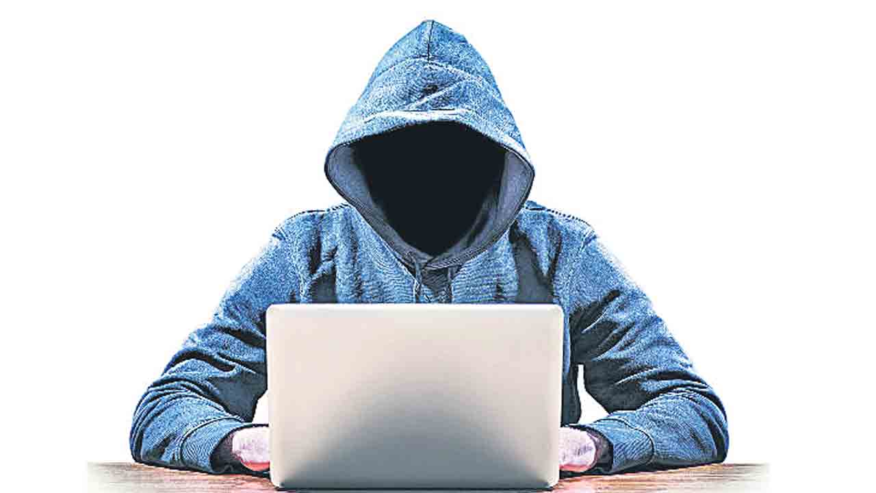 సైబర్‌ క్రిమినల్స్‌ నయా రూట్‌