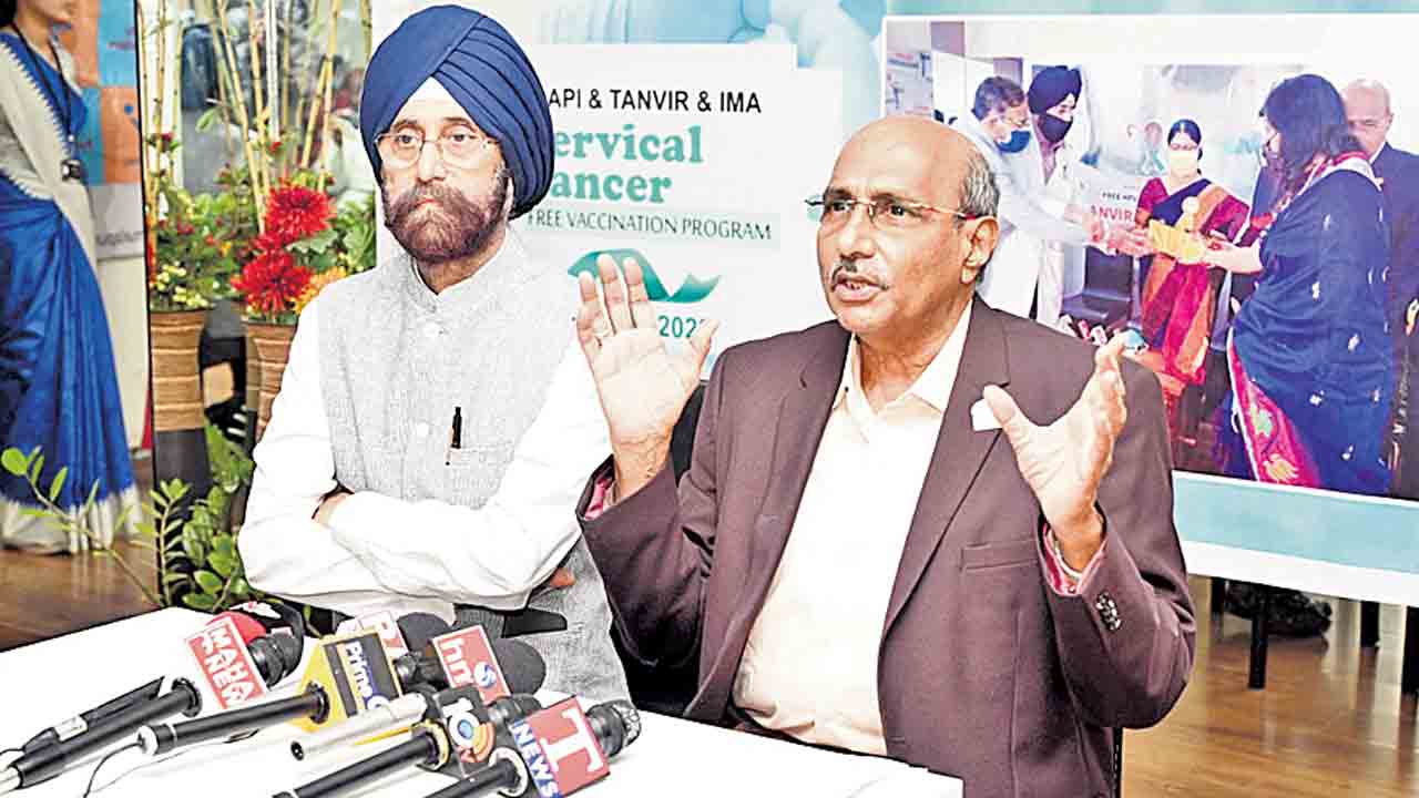 వైద్యావిధానంలో సంస్కరణలు అవసరం