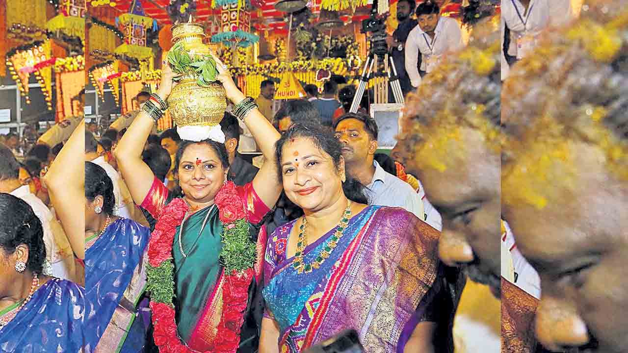 లష్కర్‌ బోనాలు..కిక్కిరిసిన