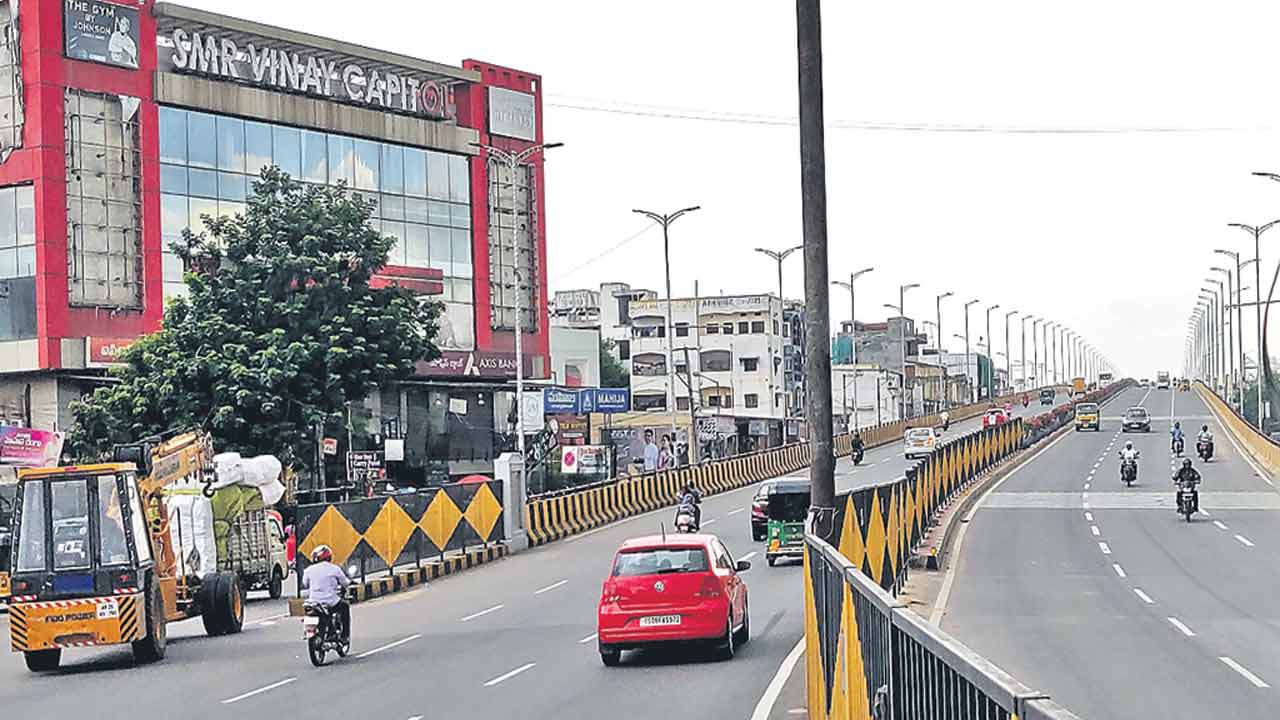 సాఫీగా ప్రయాణం..