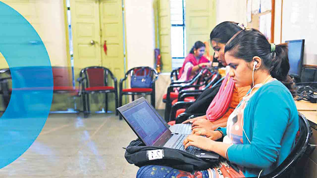 నైపుణ్య శిక్షణ.. ఉద్యోగ కల్పన! ప్రయోజకులయ్యేలా..