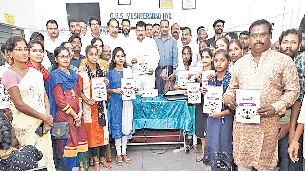 కెరీర్‌ గైడెన్స్‌ను సద్వినియోగం చేసుకోవాలి