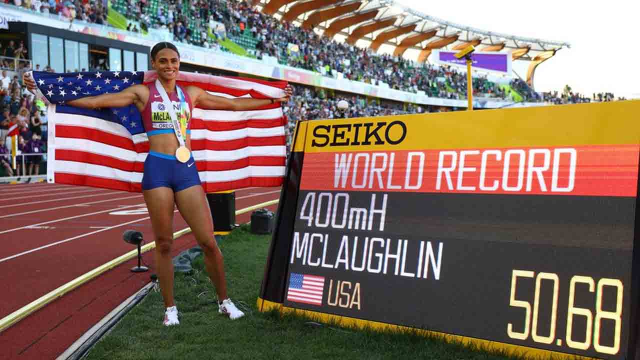 400 మీటర్ల హర్డిల్స్‌లో రికార్డు సష్టించిన అమెరికన్ రన్నర్