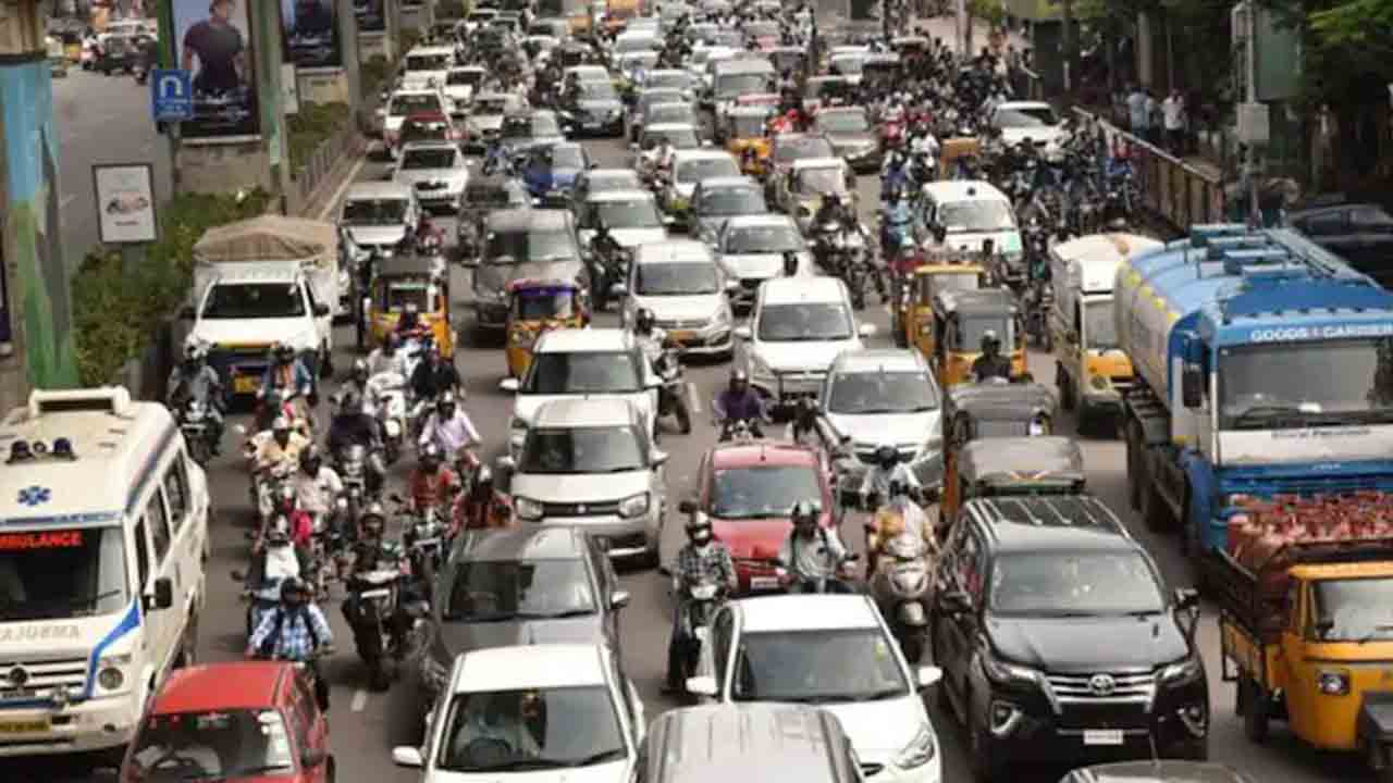 హైద‌రాబాద్‌లో ఆదివారం ట్రాఫిక్ ఆంక్ష‌లు