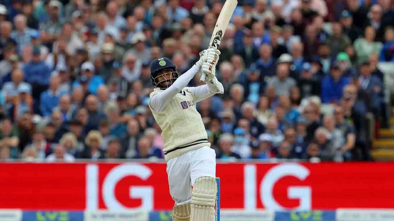 IND vs ENG | భారీ షాట్లతో విరుచుకుపడి.. ప్రపంచ రికార్డు బద్దలు కొట్టిన బుమ్రా!