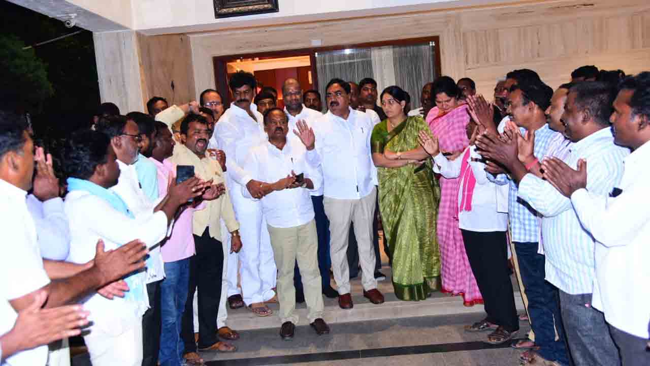 కొత్త మండలంగా ‘ఇనుగుర్తి’.. కేసీఆర్‌కు కృతజ్ఞతలు తెలిపిన నేతలు