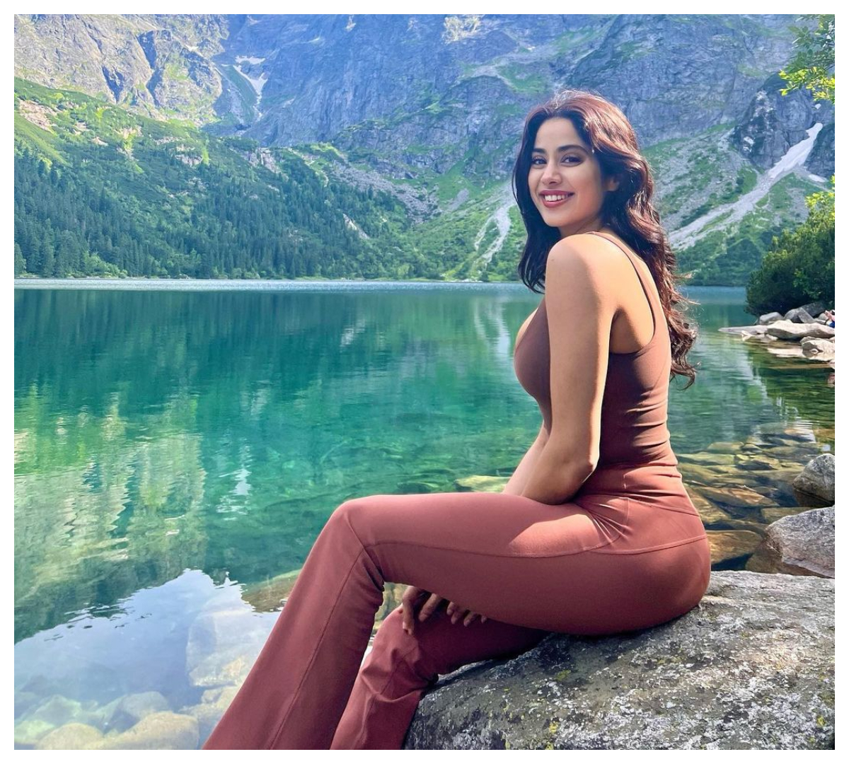 Janhvi Kapoor | ప్రకృతిని ఆస్వాదిస్తున్న జాన్వీ క‌పూర్..
