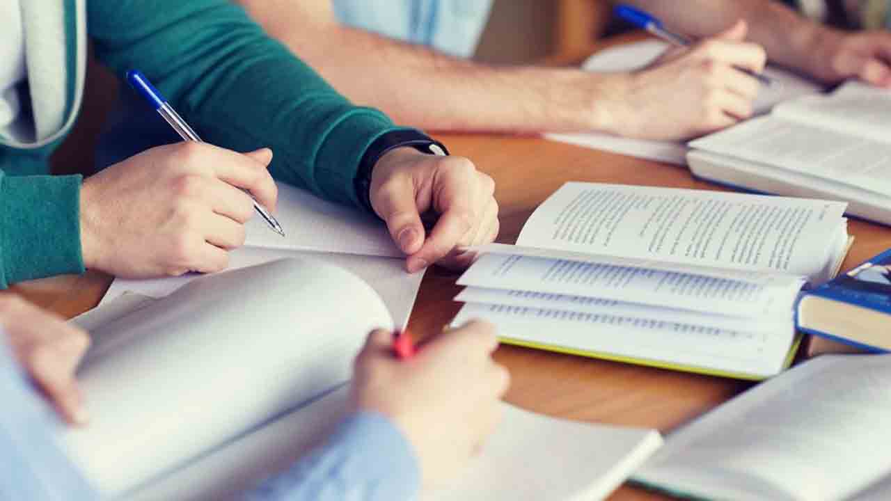 491 డిగ్రీ కాలేజీ లెక్చరర్‌ పోస్టుల భర్తీకి ఆర్థిక శాఖ అనుమతి