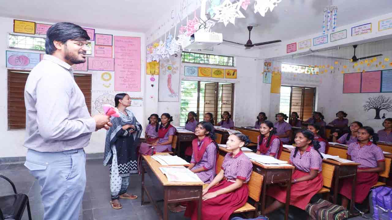 ‘మన బడి’ పనులు పూర్తి చేయాలి