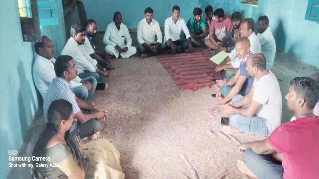 అంటరానితనం నిర్మూలనకు కృషి చేయాలి