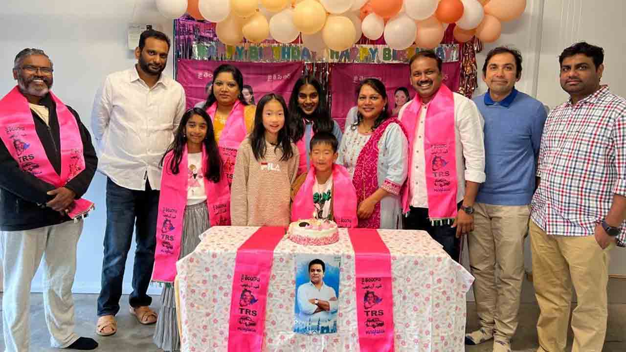 ఆస్ట్రేలియాలో ఘనంగా కేటీఆర్ జన్మదిన వేడుకలు