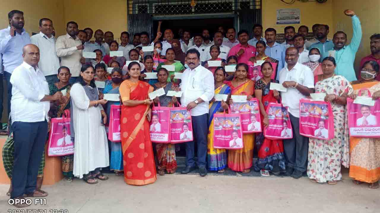 కల్యాణ లక్ష్మి.. దేశానికే ఆదర్శం