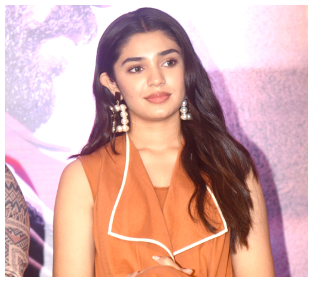 Krithi Shetty | ది వారియర్ మూవీ సక్సెస్ మీట్‌లో కృతి శెట్టి..