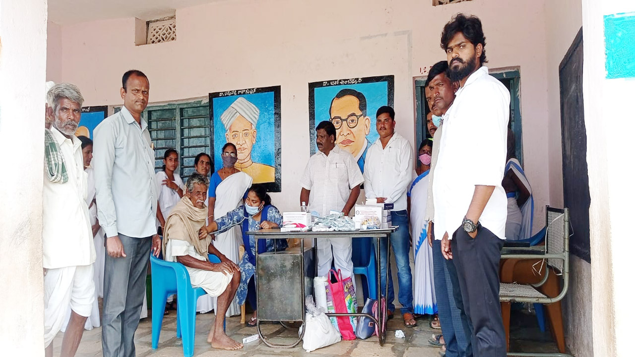 ప్రజల చెంతకే వైద్యం