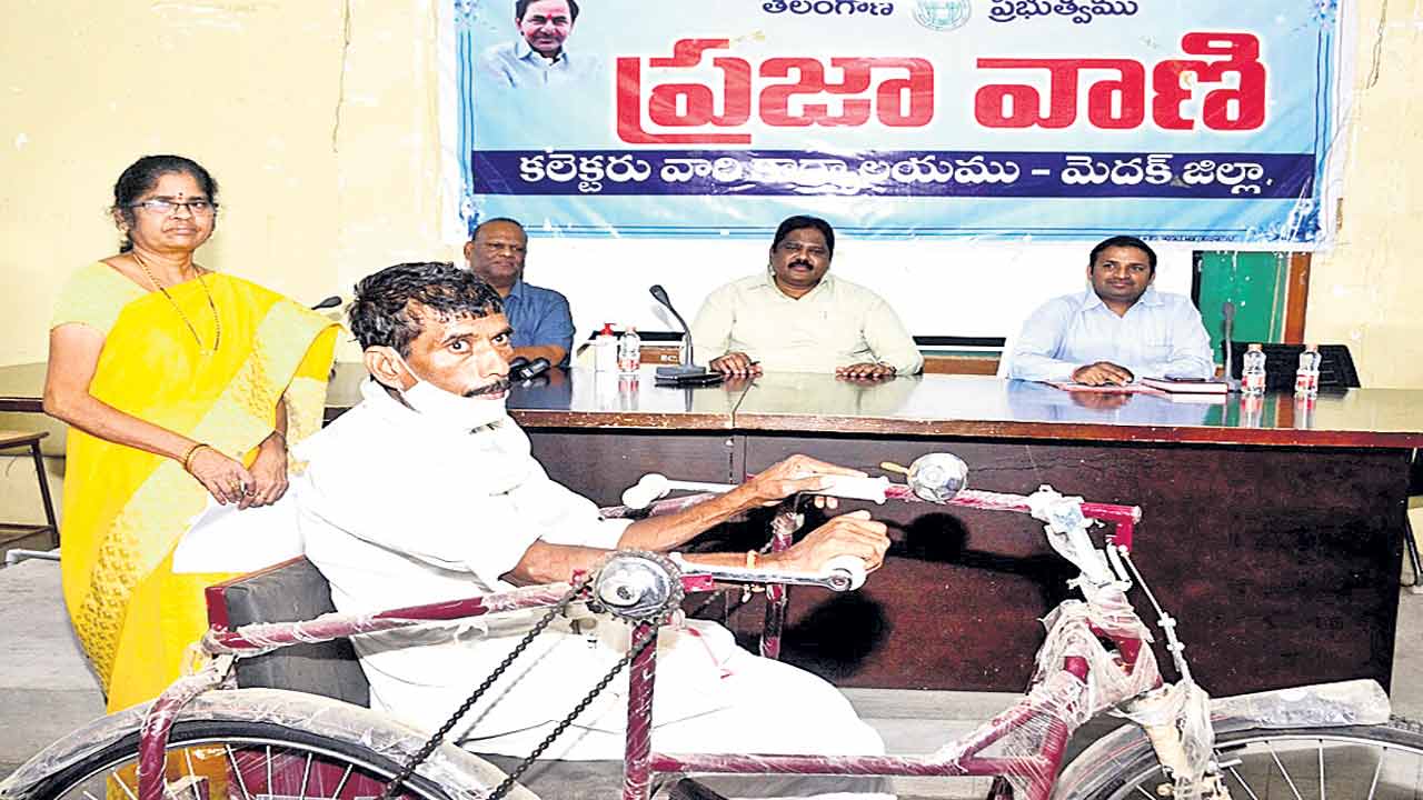 సమస్యల పరిష్కారానికే ‘ప్రజావాణి’