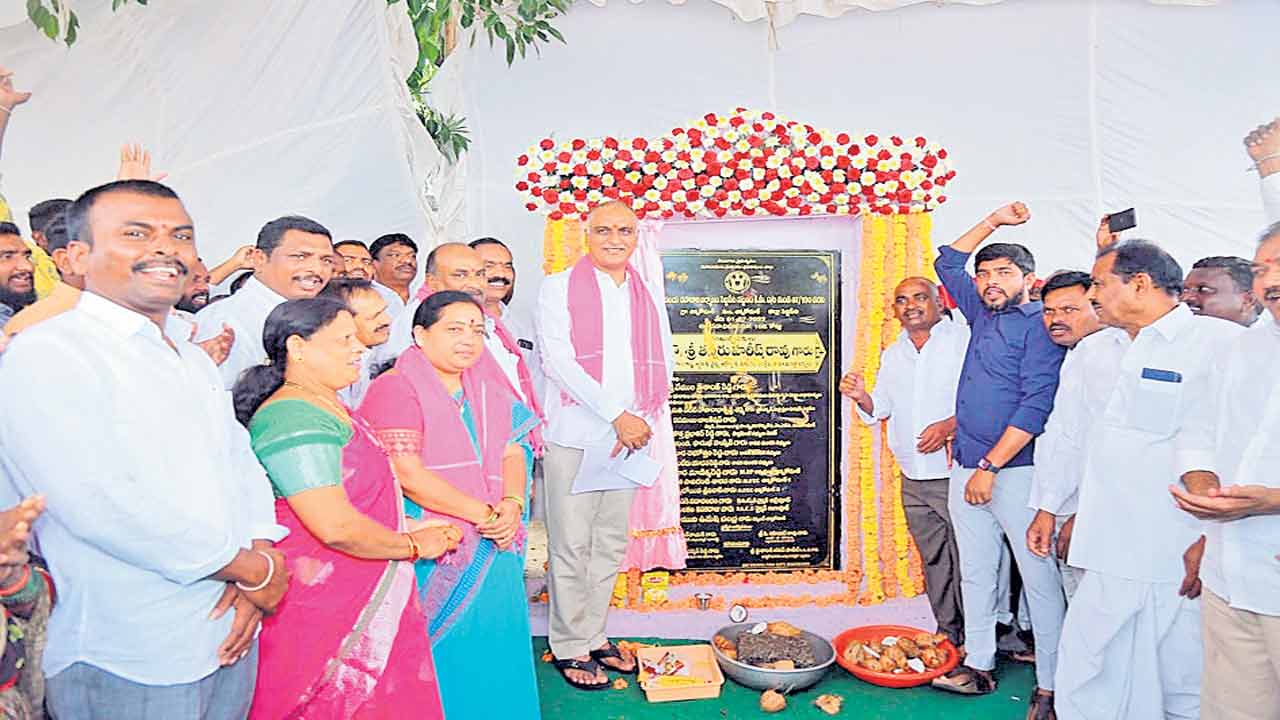 సిద్దిపేటకు మణిహారం రింగు రోడ్డు