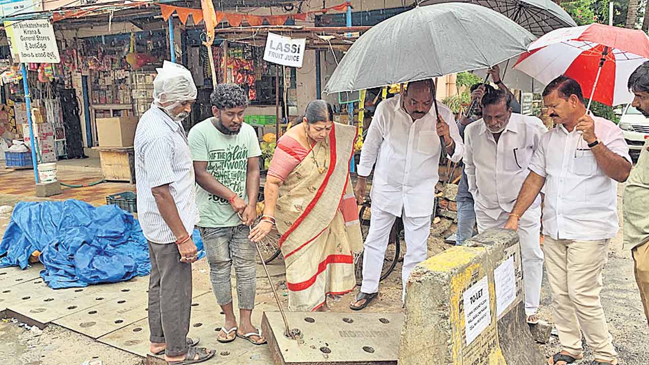 వదలని..వాన