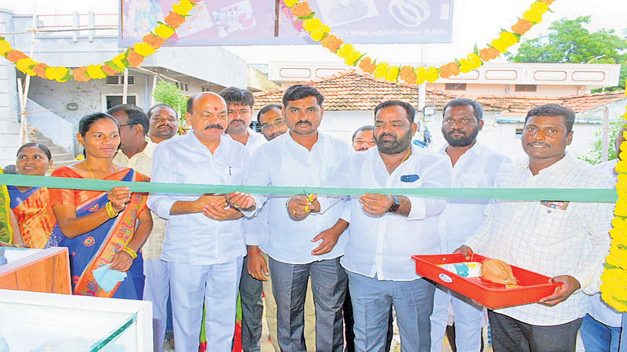 దళితబంధుతో వెలుగులు