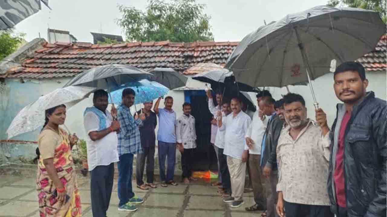 పాత ఇండ్లల్లో ఉండొద్దు