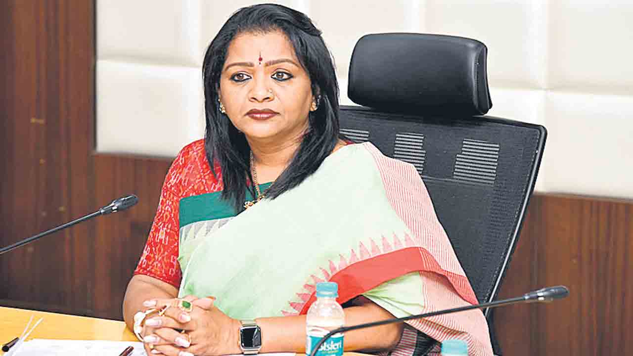 సహాయక చర్యలు ముమ్మరం చేయండి