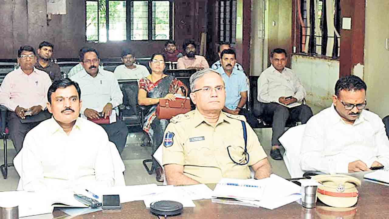 వర్షాలపై అప్రమత్తత అవసరం